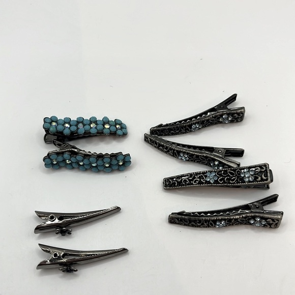 Stylish Hair Clips with Turquoise Floral Design Alligator Clips 8 Assortment - Picture 13 of 13